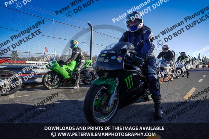 donington no limits trackday;donington park photographs;donington trackday photographs;no limits trackdays;peter wileman photography;trackday digital images;trackday photos